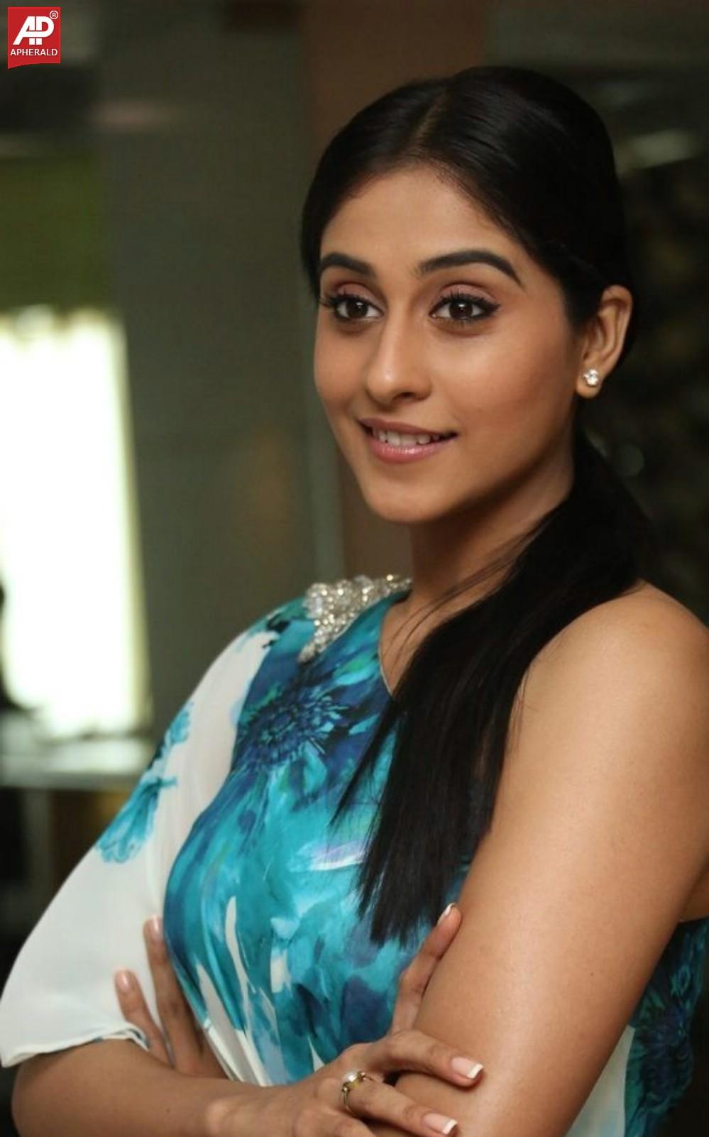 Regina Cassandra New Stills