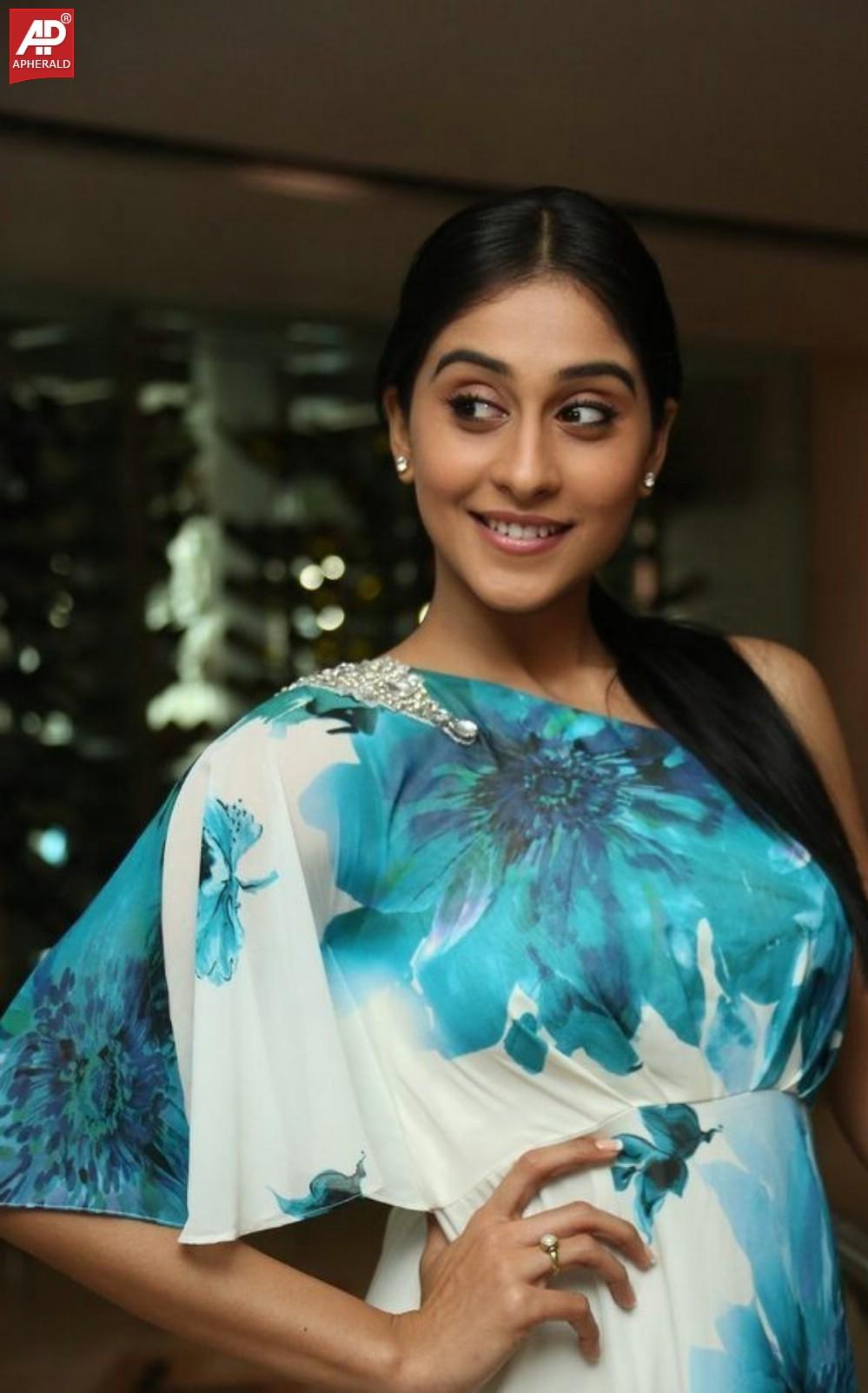 Regina Cassandra New Stills