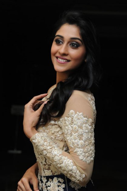 Regina Cassandra Stills