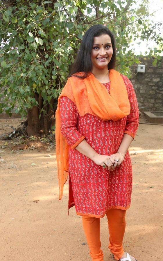 Renu Desai  Latest Stills