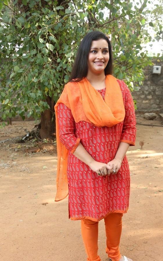 Renu Desai  Latest Stills