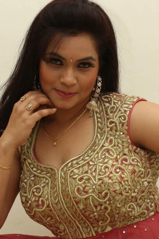 Revathi Chowdary Latest Stills