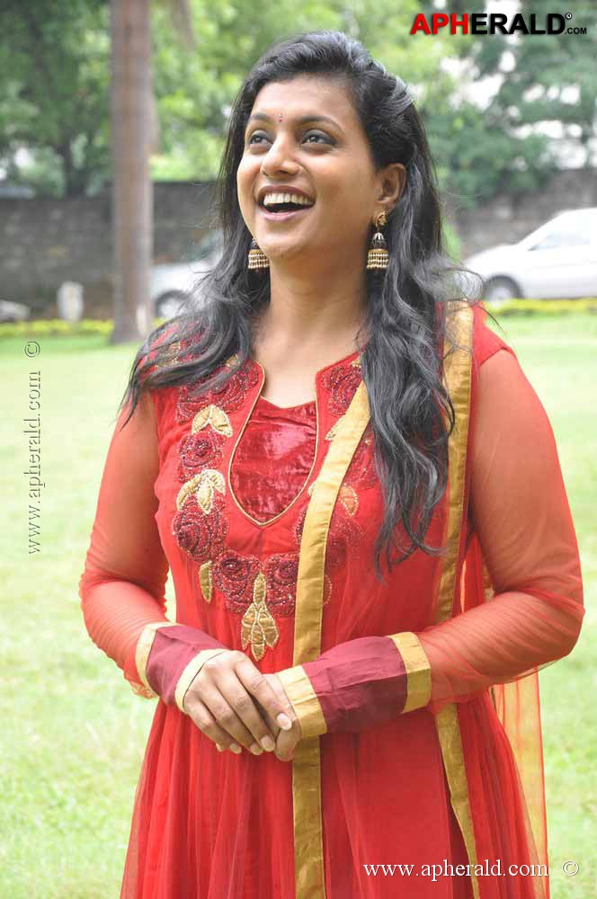 Roja letest Photos