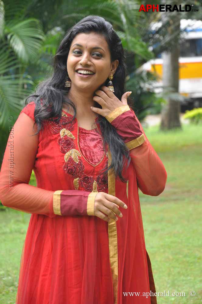 Roja letest Photos