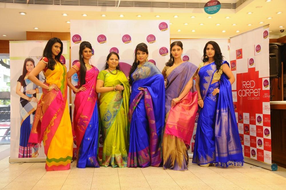 Sakshi Agarwal New Saree Stills