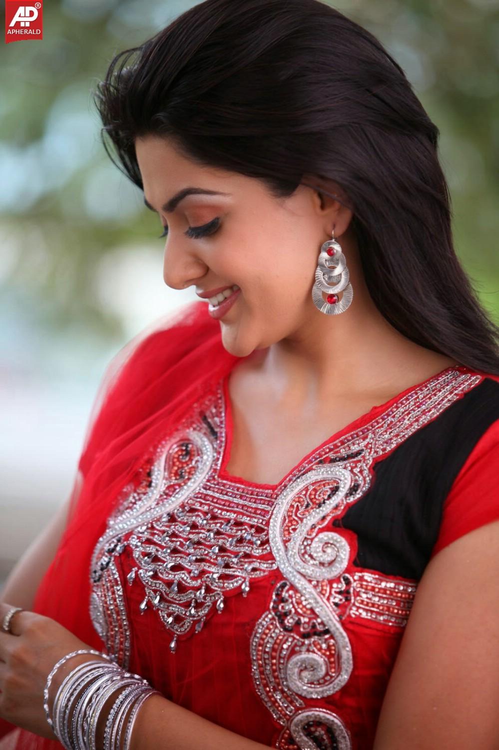 Sakshi Chowdary Gorgeous Stills