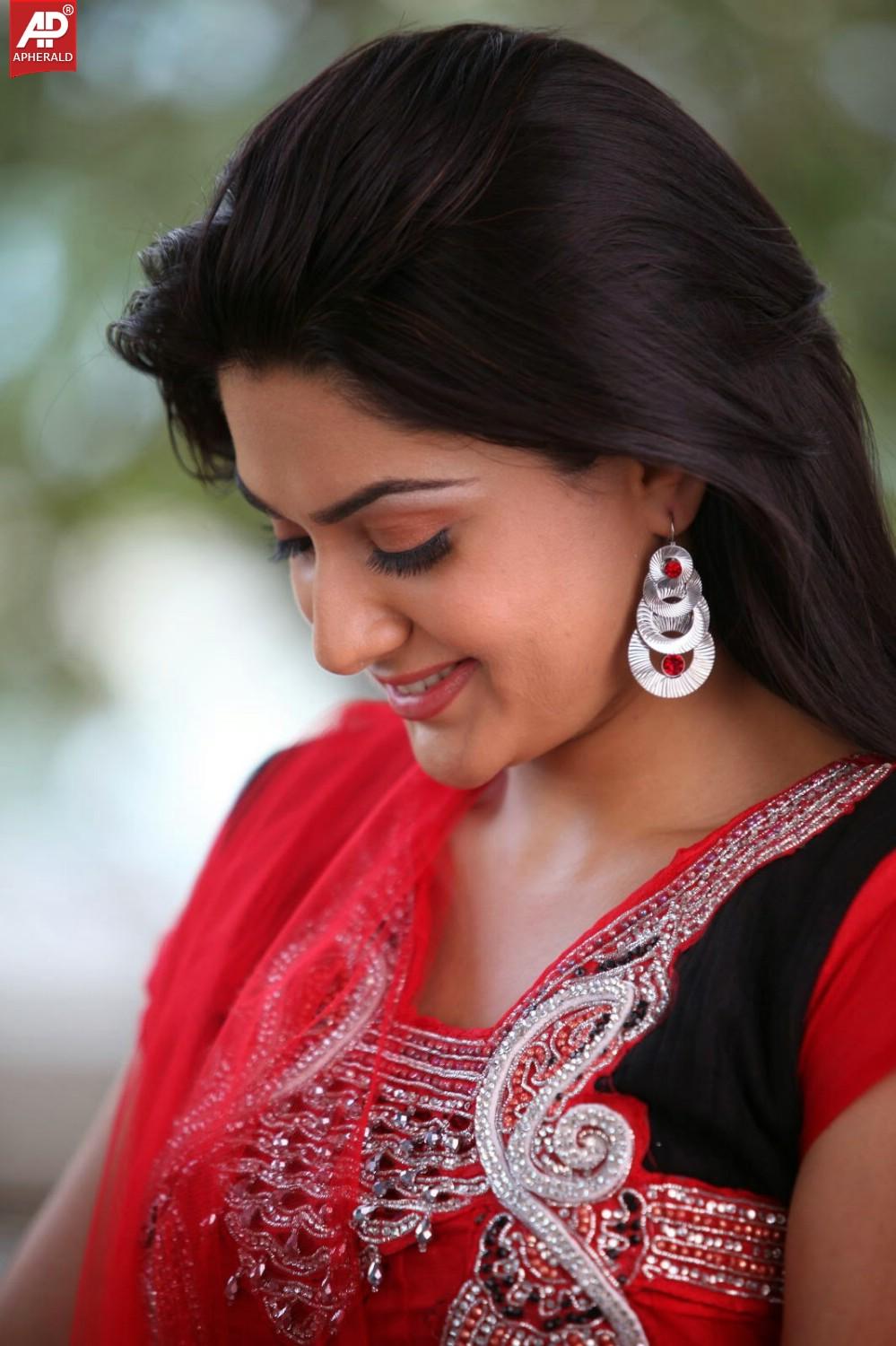 Sakshi Chowdary Gorgeous Stills