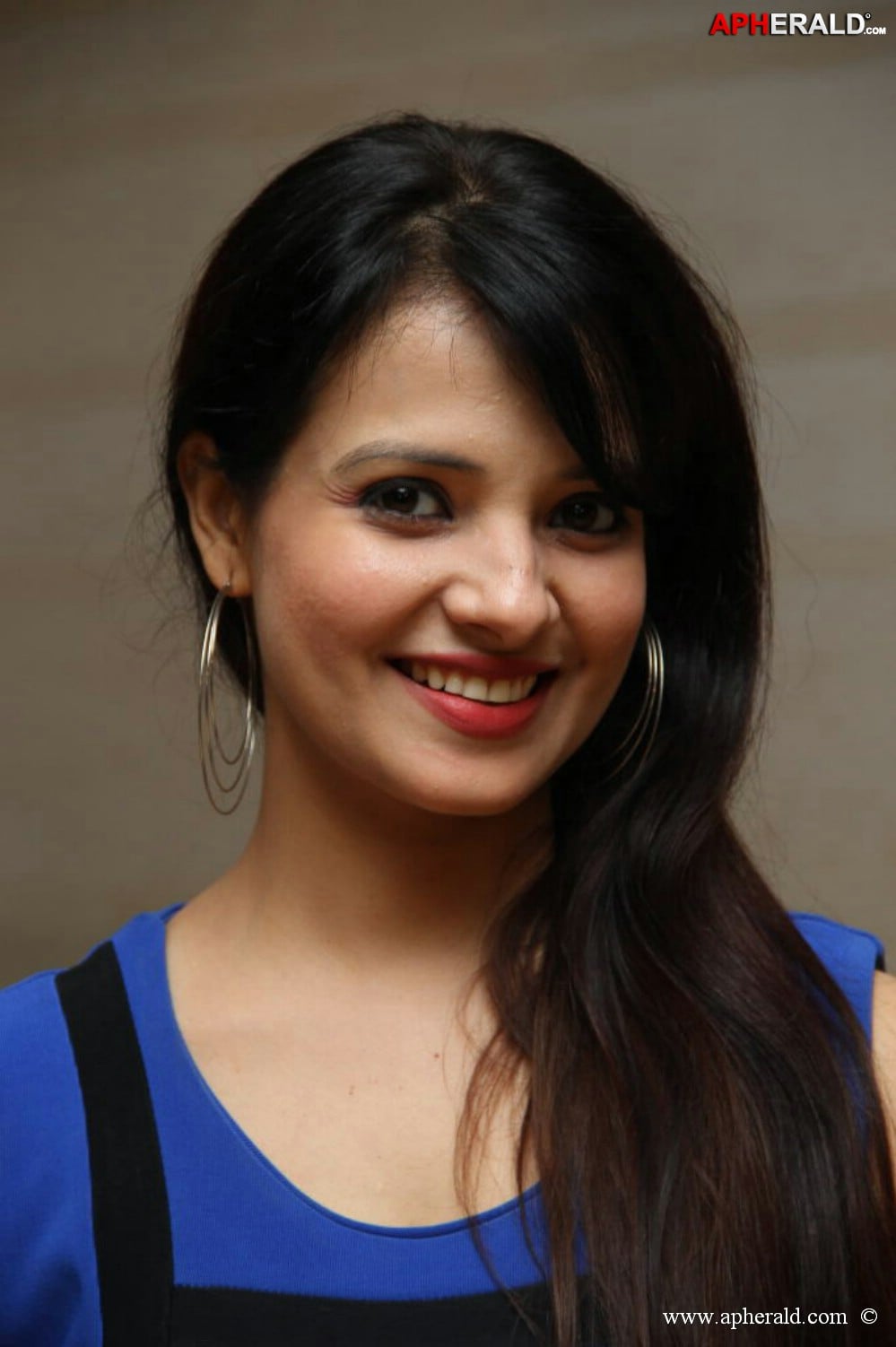 Saloni Latest Photos
