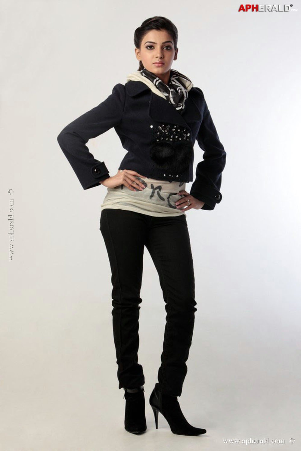 Samantha New Cute Stills