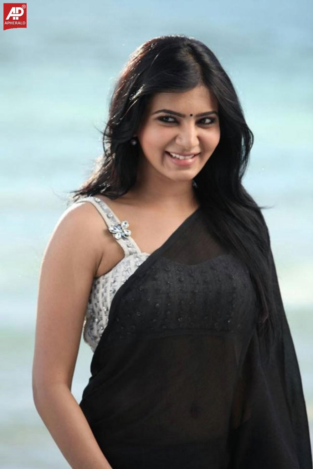 Samantha Transparent Saree Photos