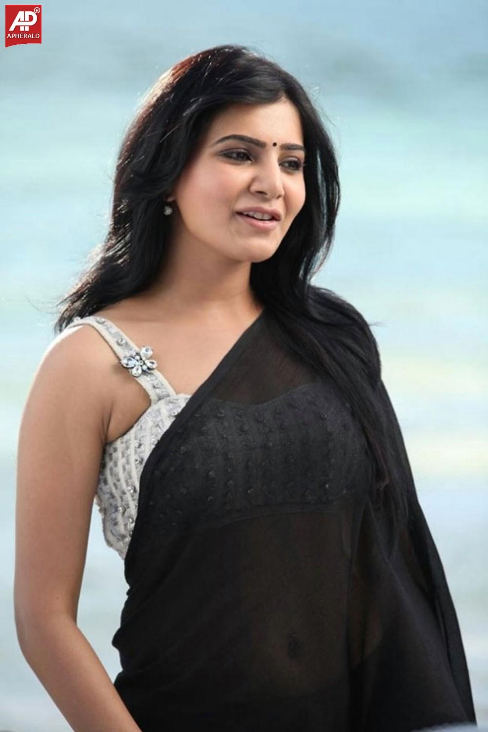 Samantha Transparent Saree Photos