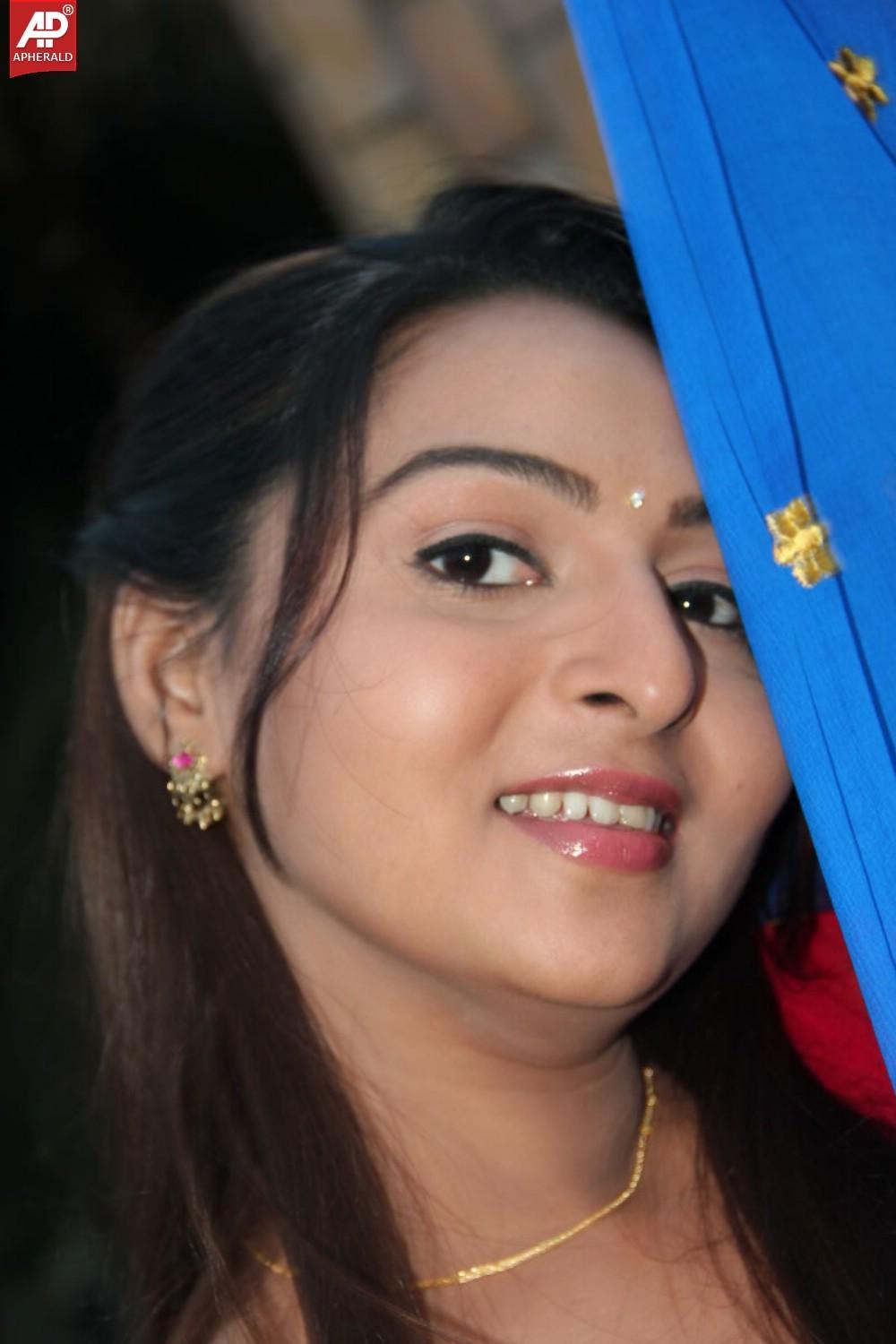 Samvritha Sunil Latest Images