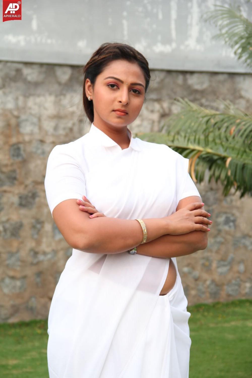 Samvritha Sunil Latest Images