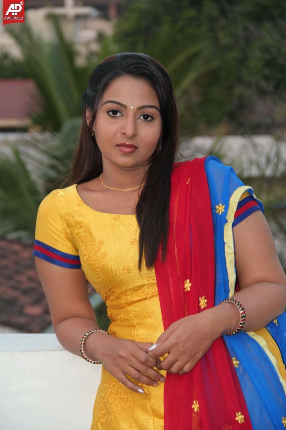 Samvritha Sunil Latest Images