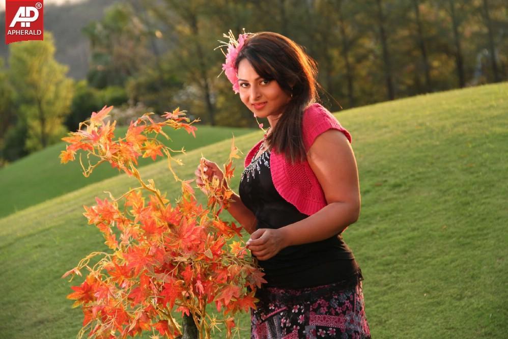 Samvritha Sunil Latest Images