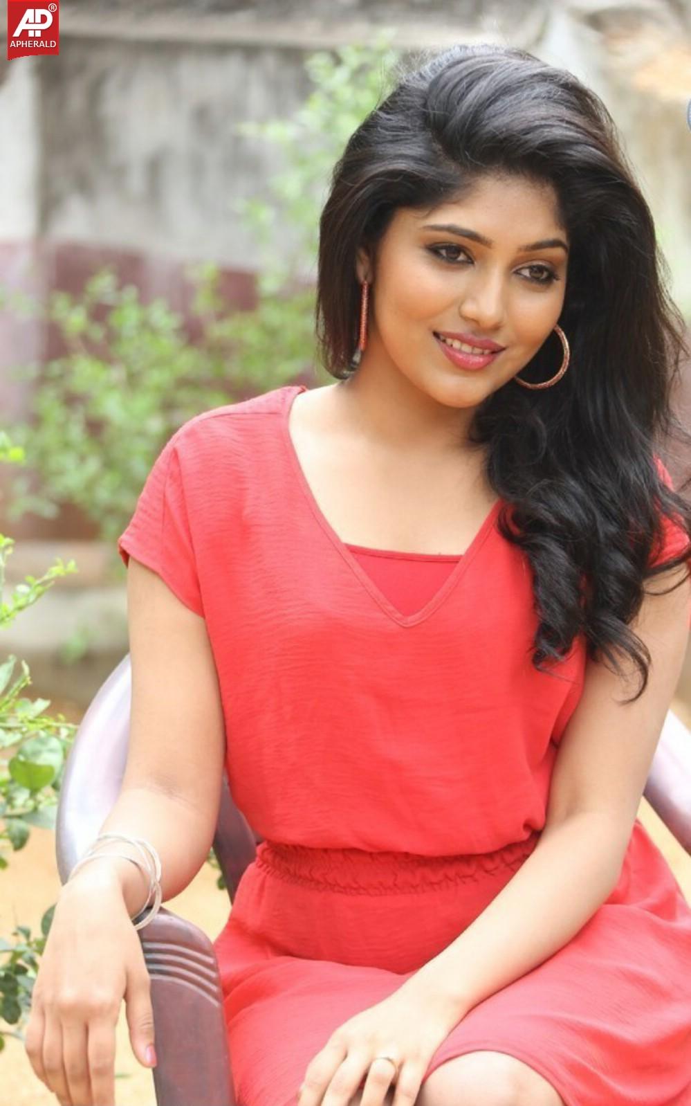 Samyuktha New Photo Stills