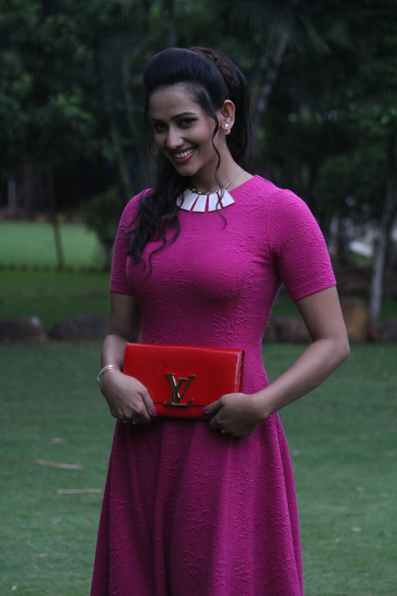 Sanjana Singh Latest Stills