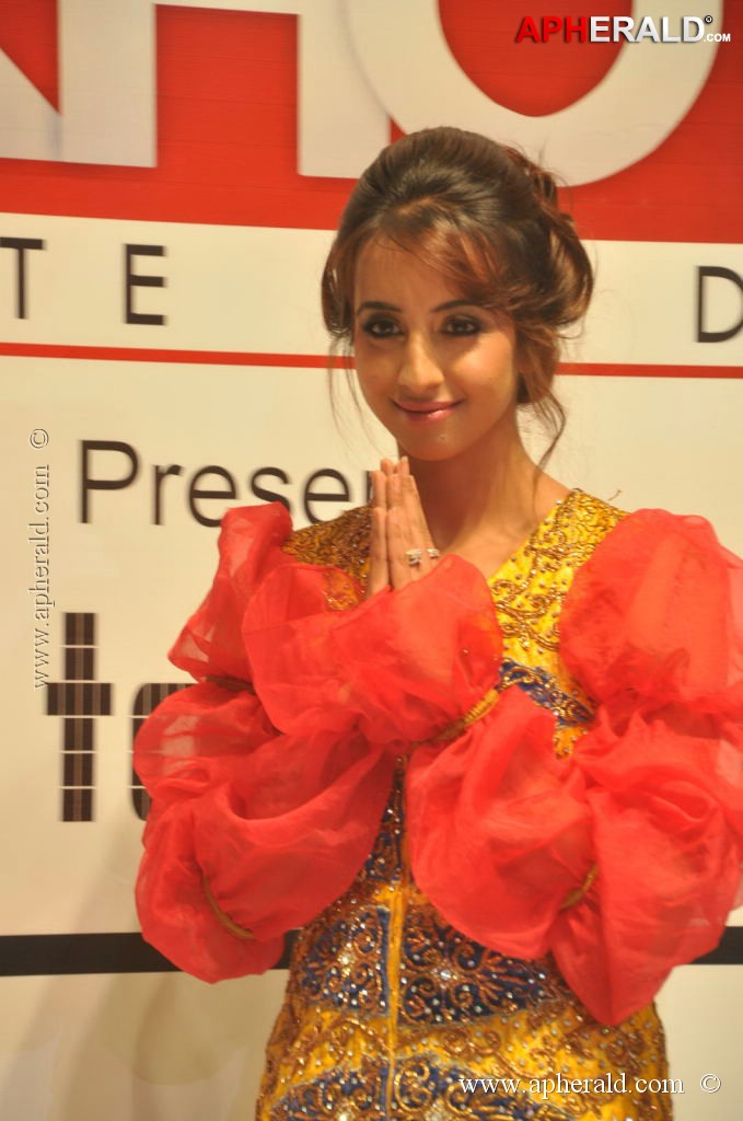 Sanjjanaa at Hyderabad Fashion Week