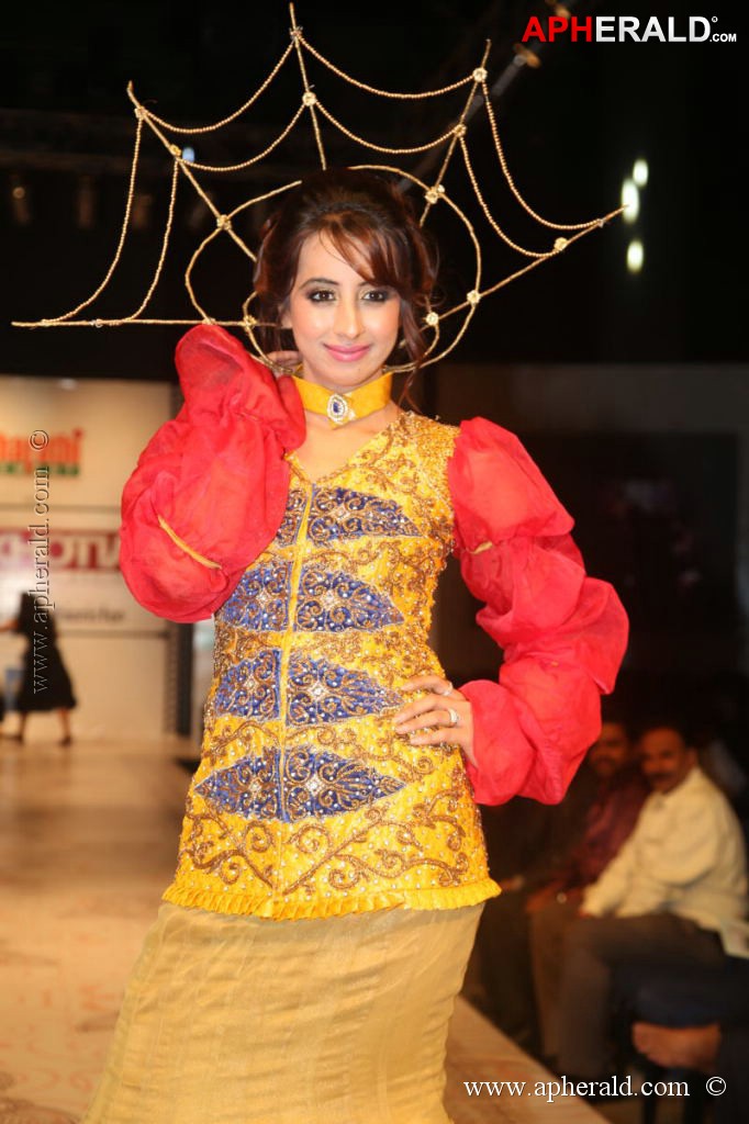 Sanjjanaa at Hyderabad Fashion Week