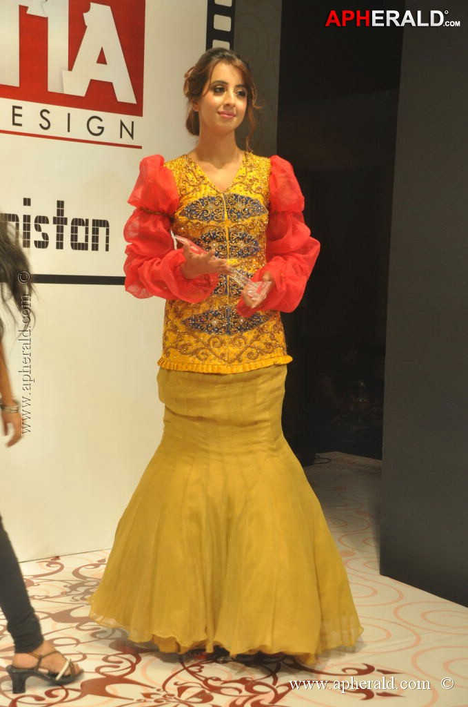 Sanjjanaa at Hyderabad Fashion Week