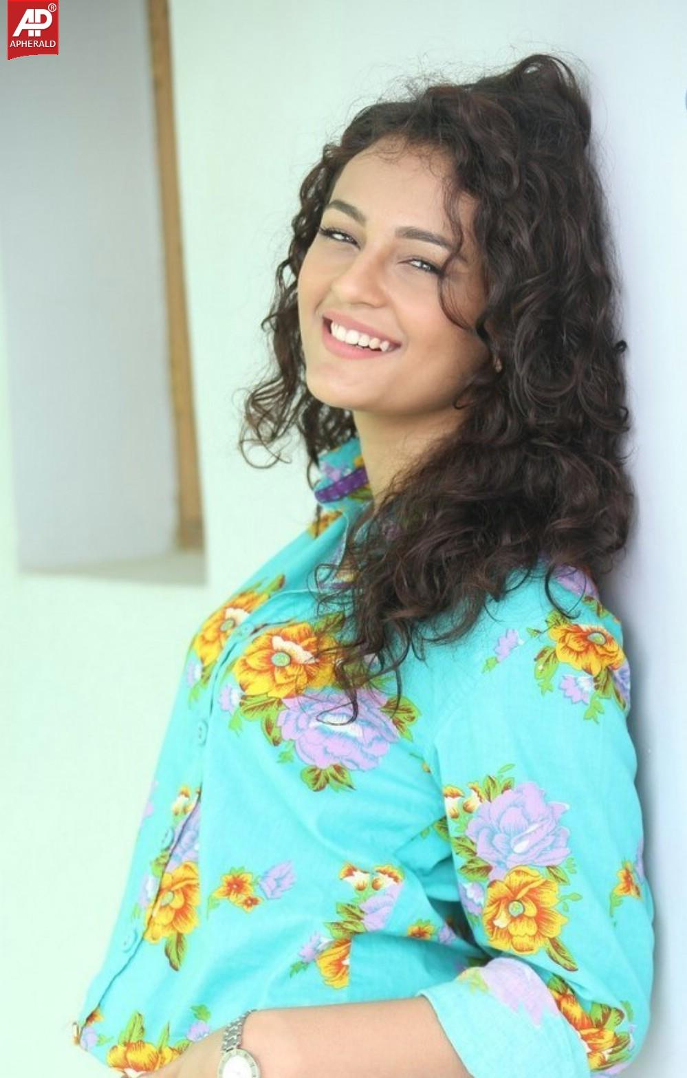 Seerat Kapoor Beautiful Photoshoot