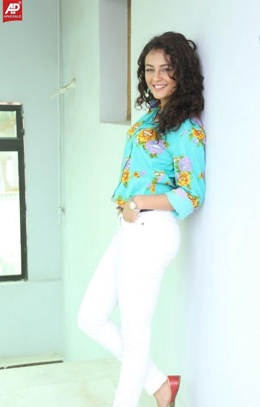 Seerat Kapoor Beautiful Photoshoot