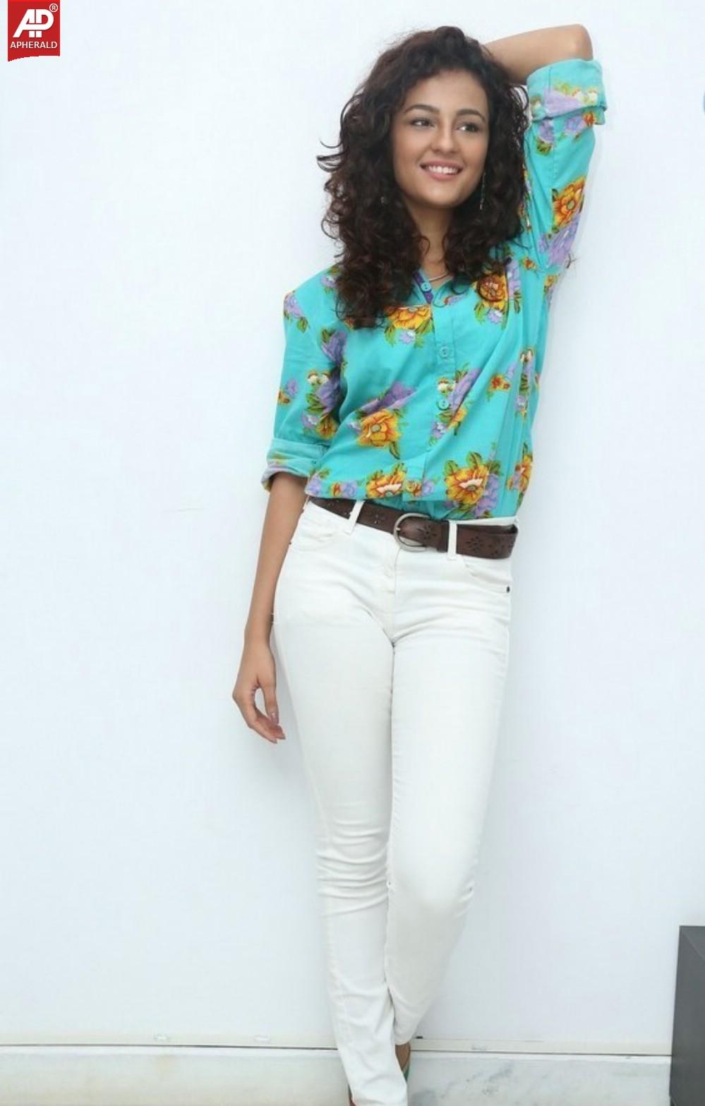 Seerat Kapoor Beautiful Photoshoot