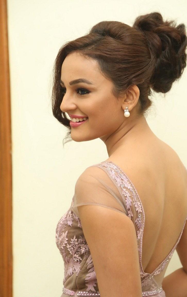 Seerat Kapoor Latest Photos