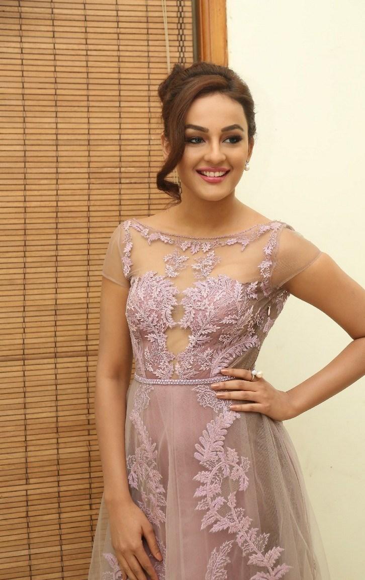 Seerat Kapoor Latest Photos
