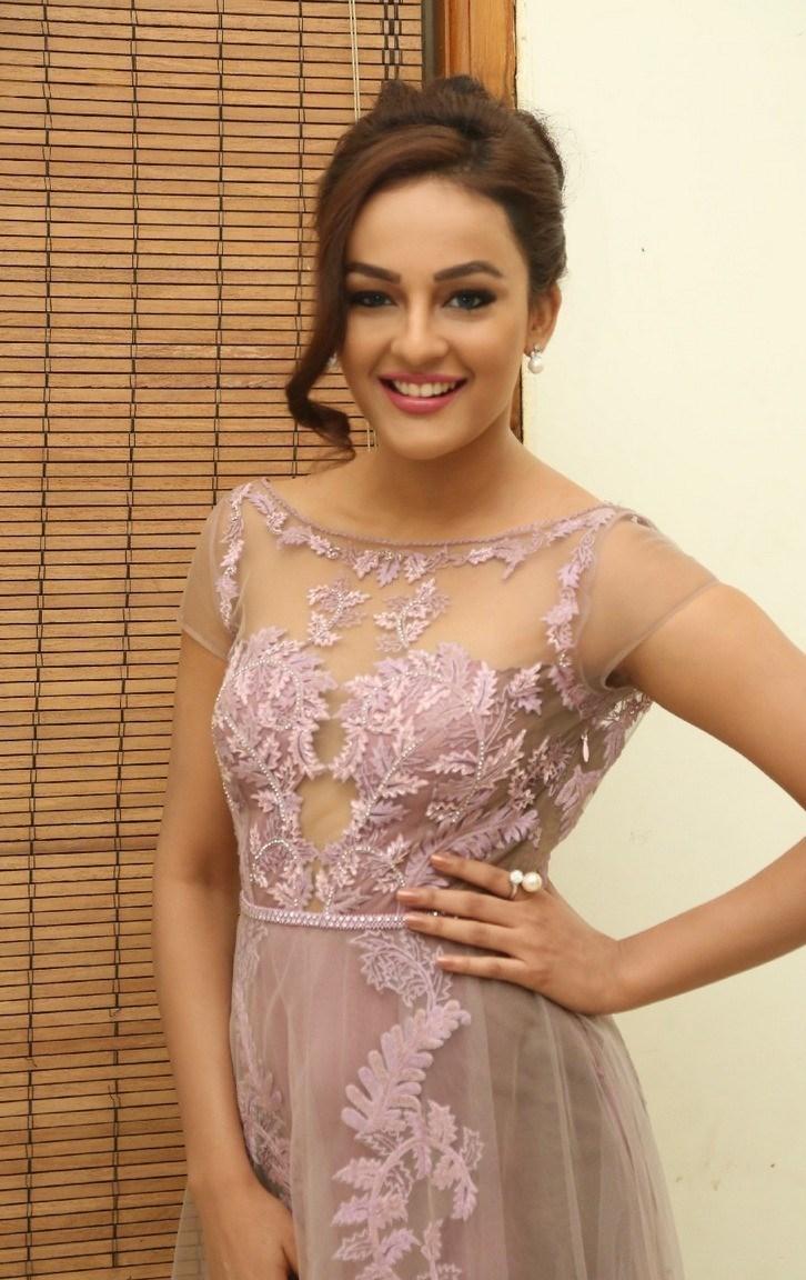 Seerat Kapoor Latest Photos