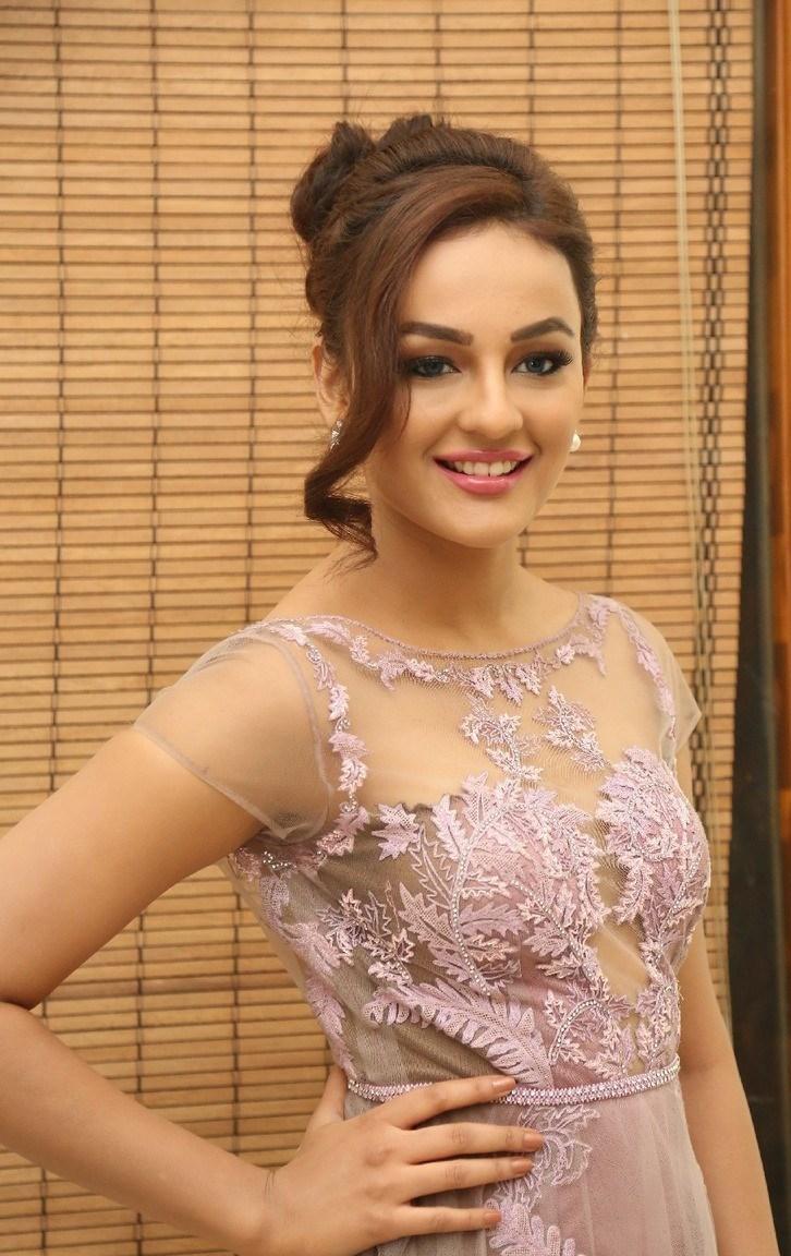 Seerat Kapoor Latest Photos