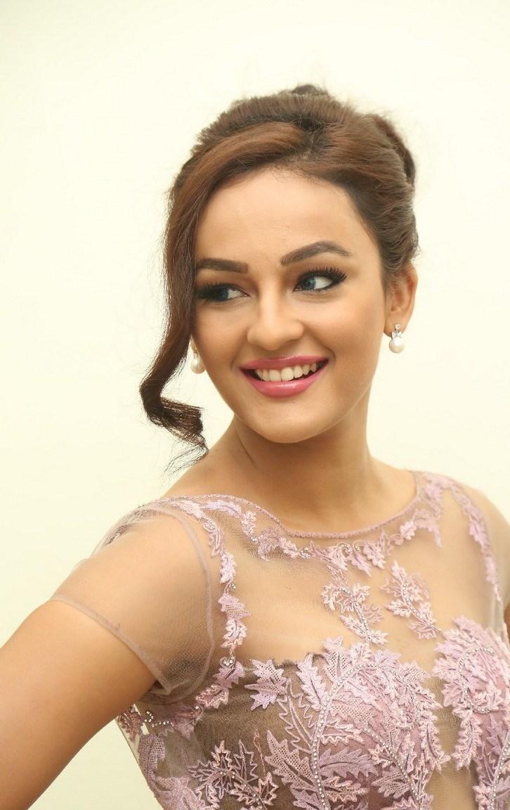 Seerat Kapoor Latest Photos