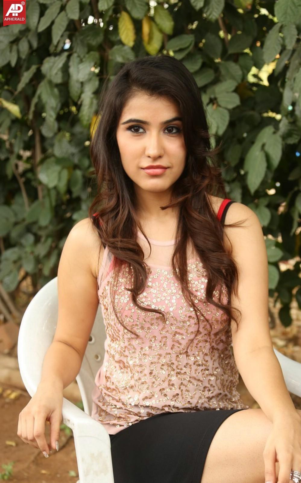 Sheena Bajaj New Photoshoot