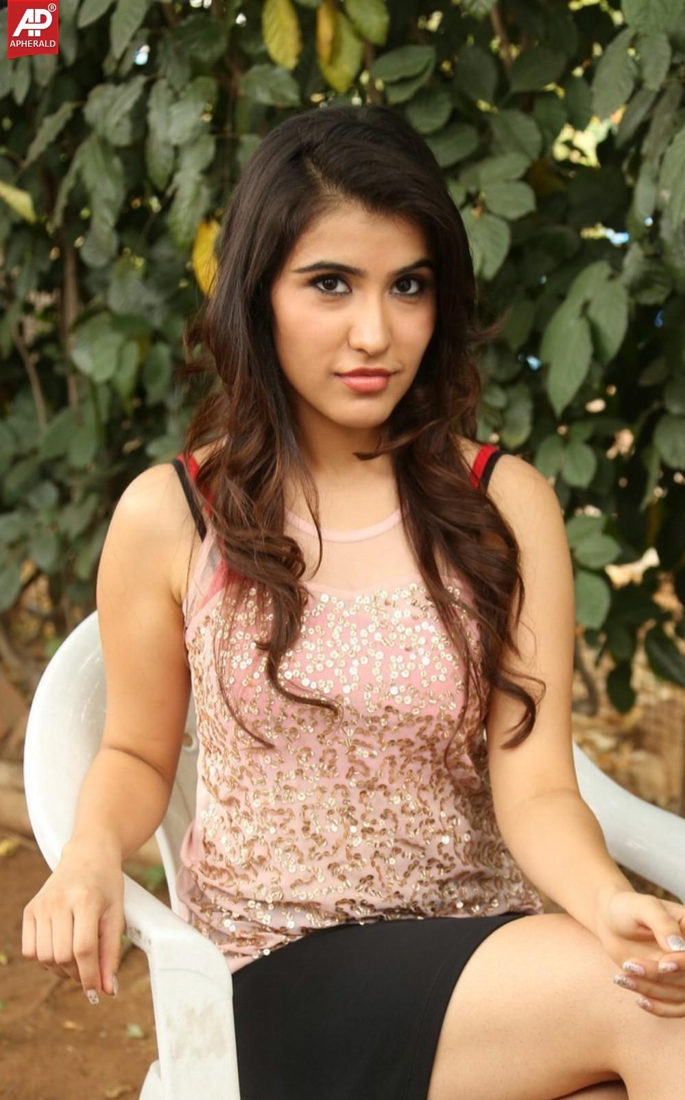 Sheena Bajaj New Photoshoot