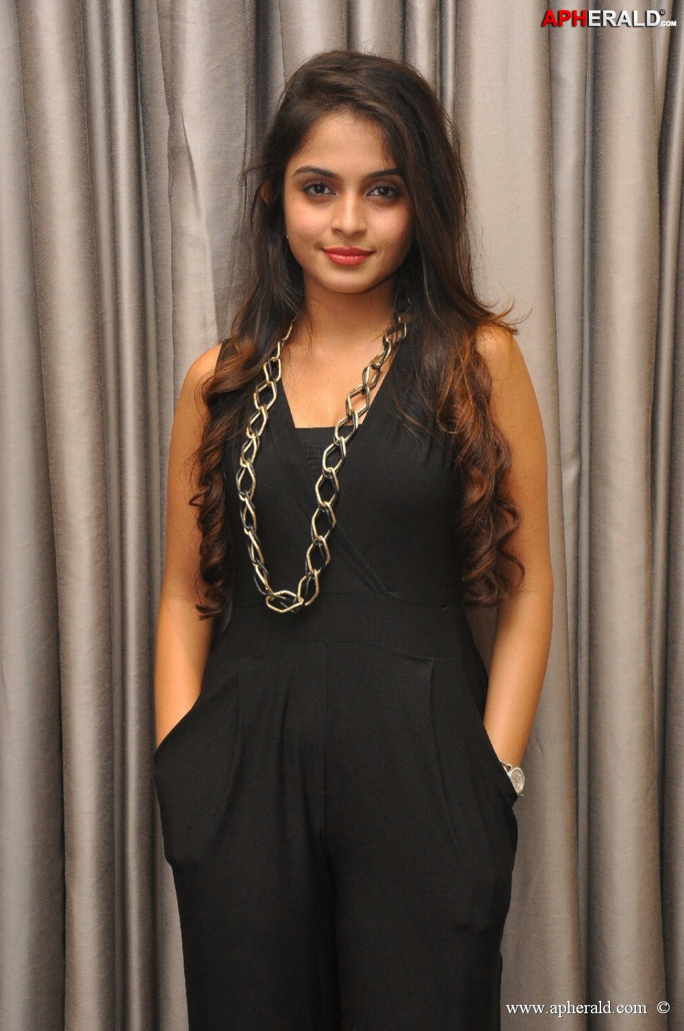 Sheena Shahabadi Latest Images