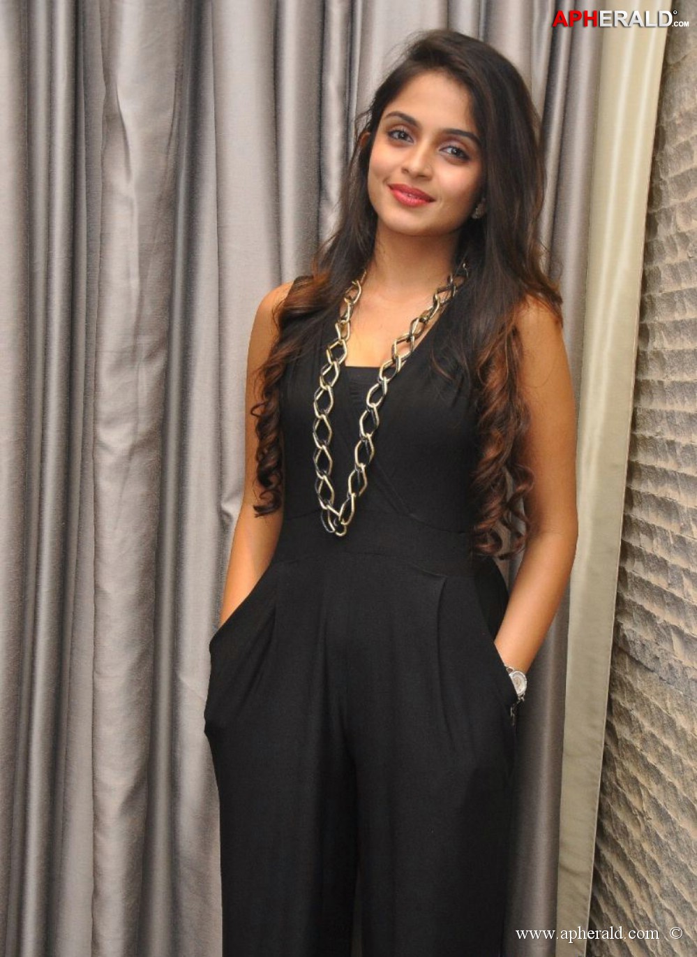 Sheena Shahabadi Latest Photos