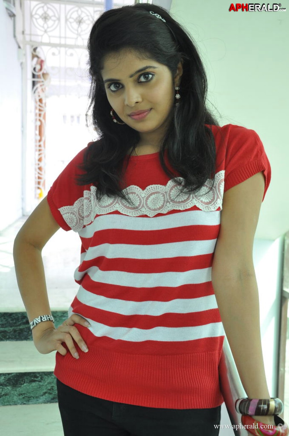 Shravya New Pics