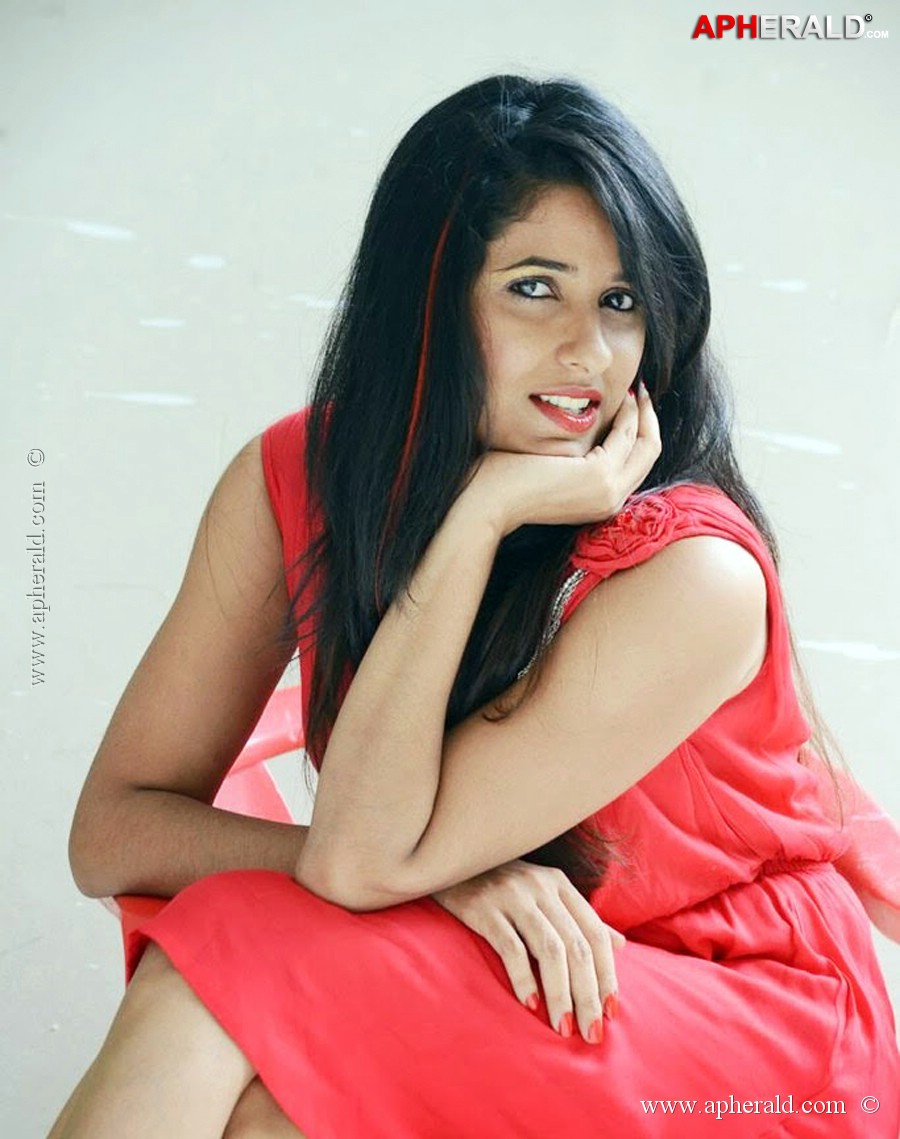 Shravya Reddy Latest Stills