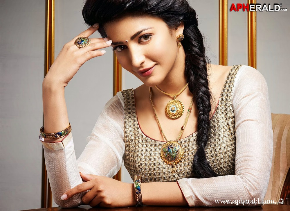 shruthi hassan latest photoshoot