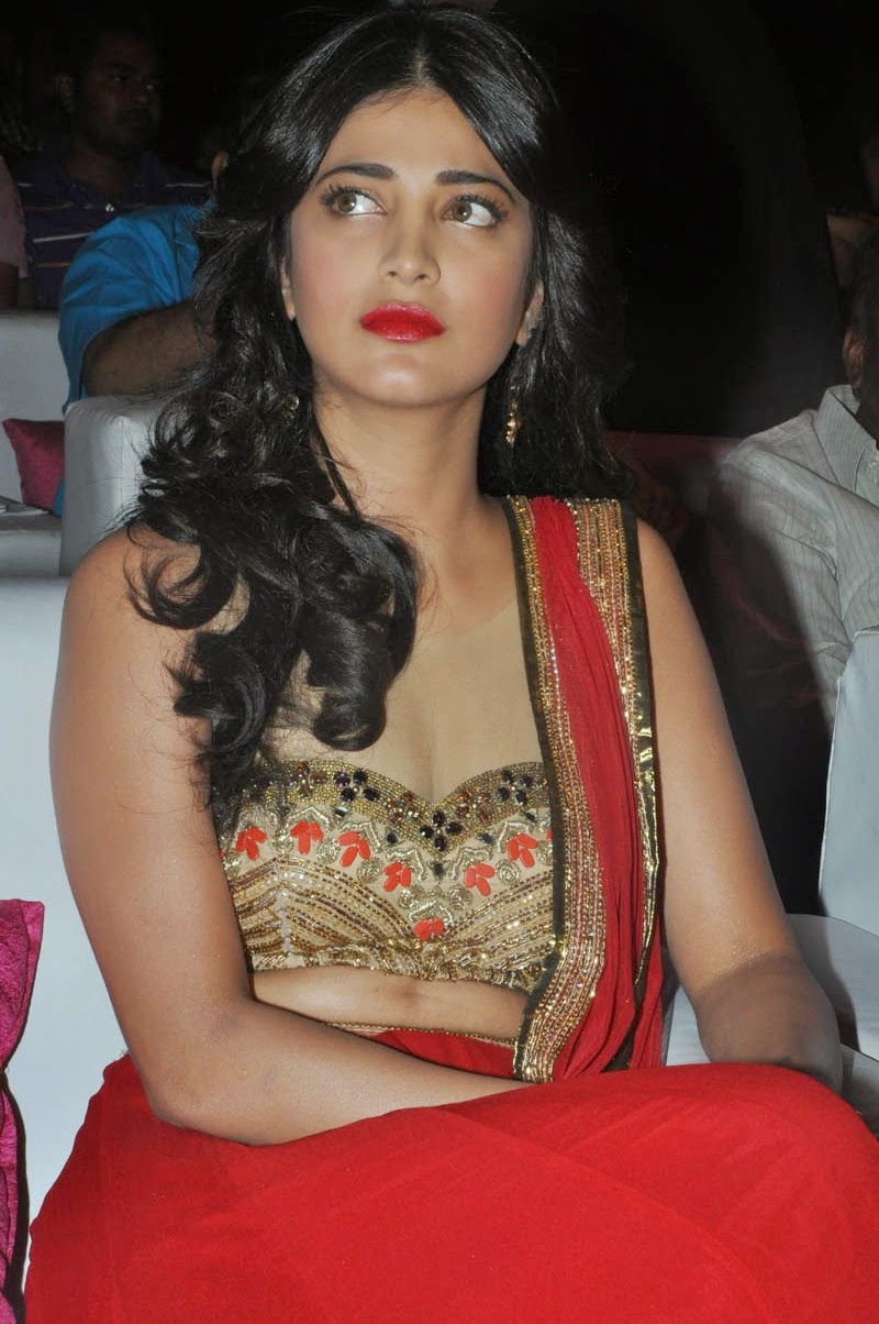 Shruthi Hassan Latest Stills 1