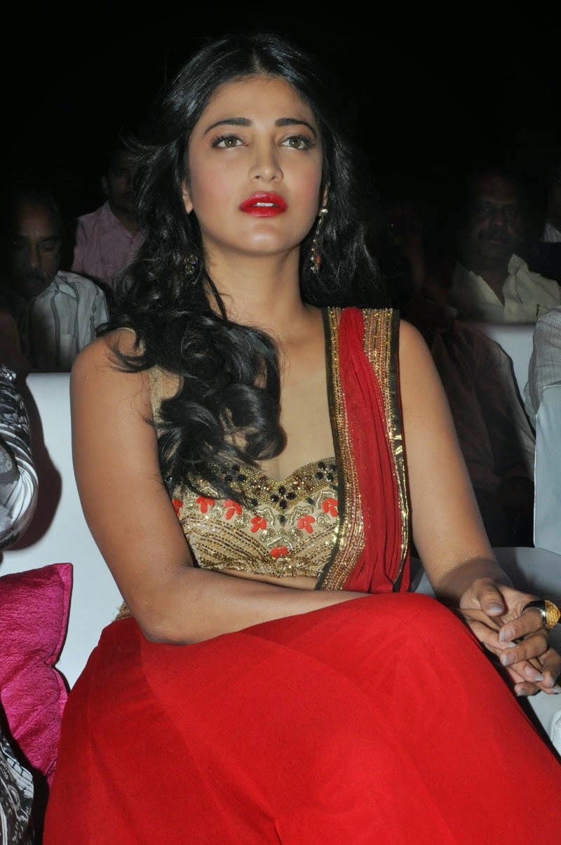 Shruthi Hassan Latest Stills 1