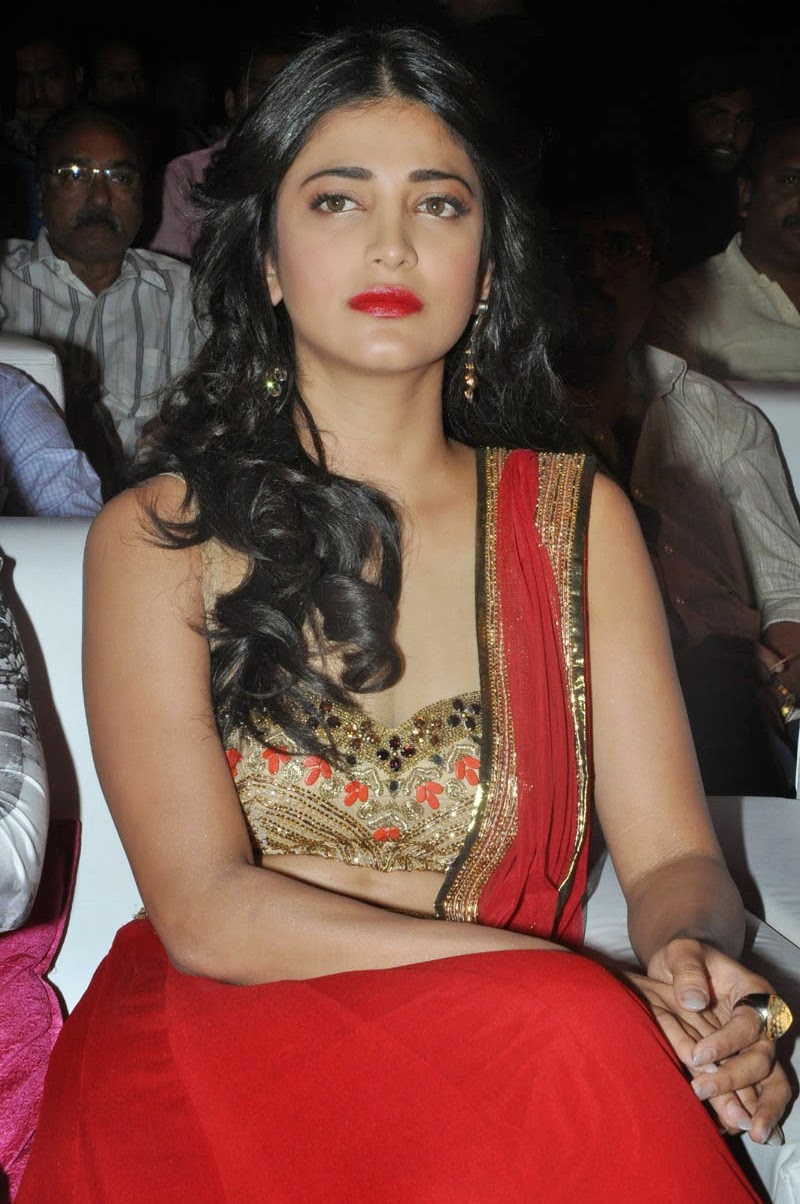 Shruthi Hassan Latest Stills 1