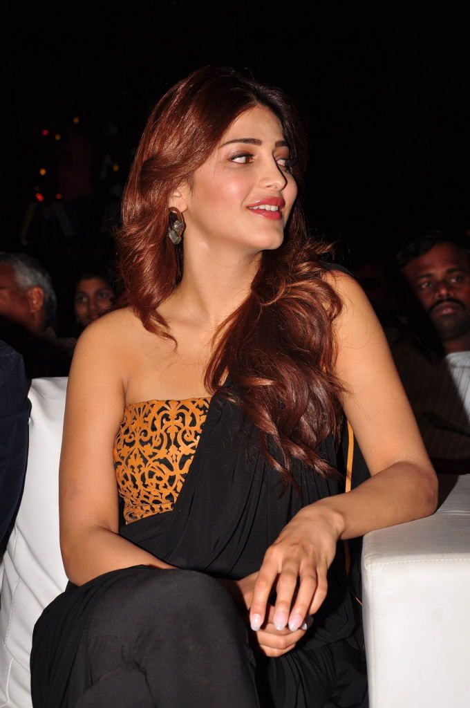 Shruti hassan latest photos @ Balupu music release