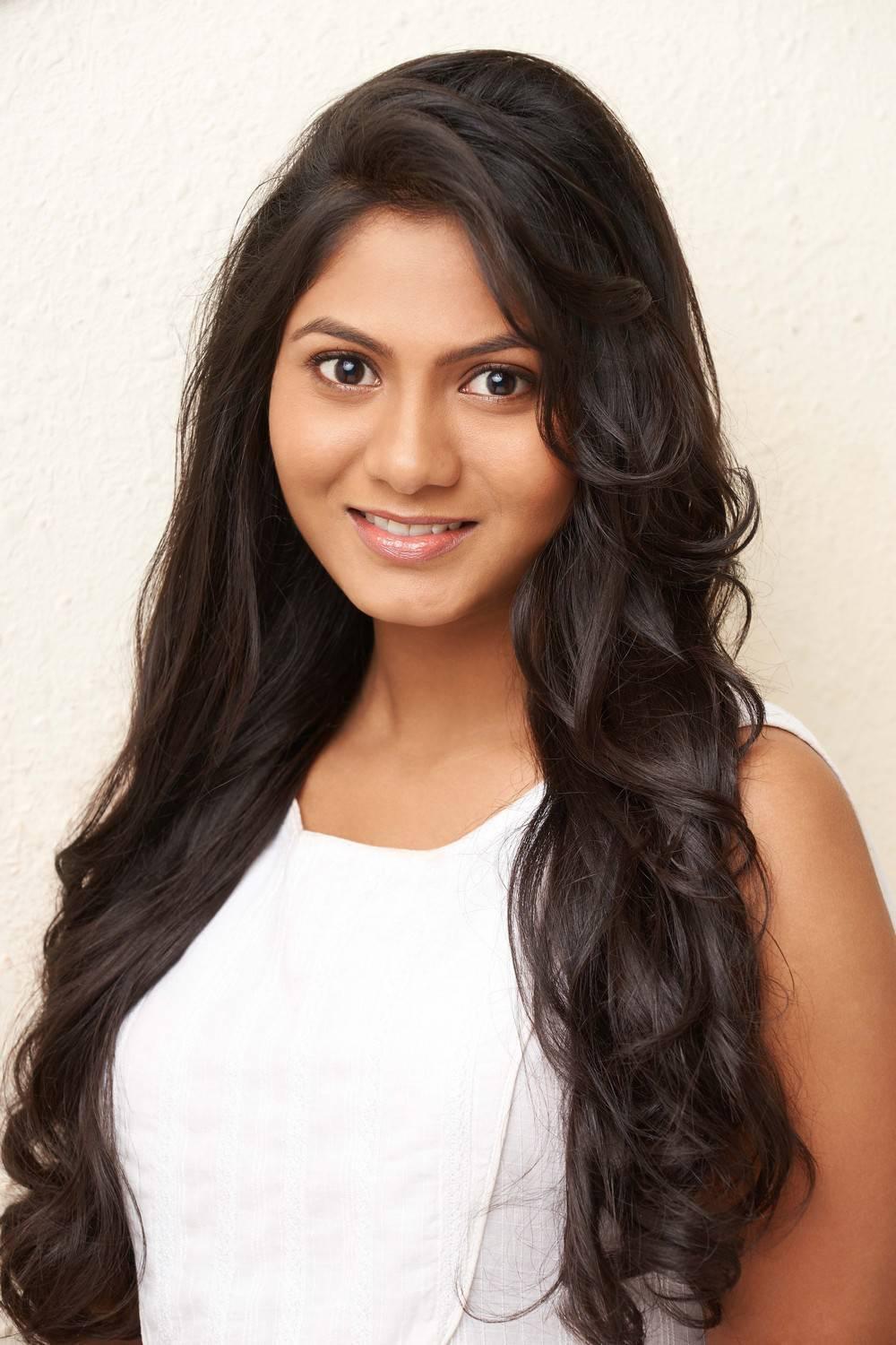 Shruti Reddy Latest Photos