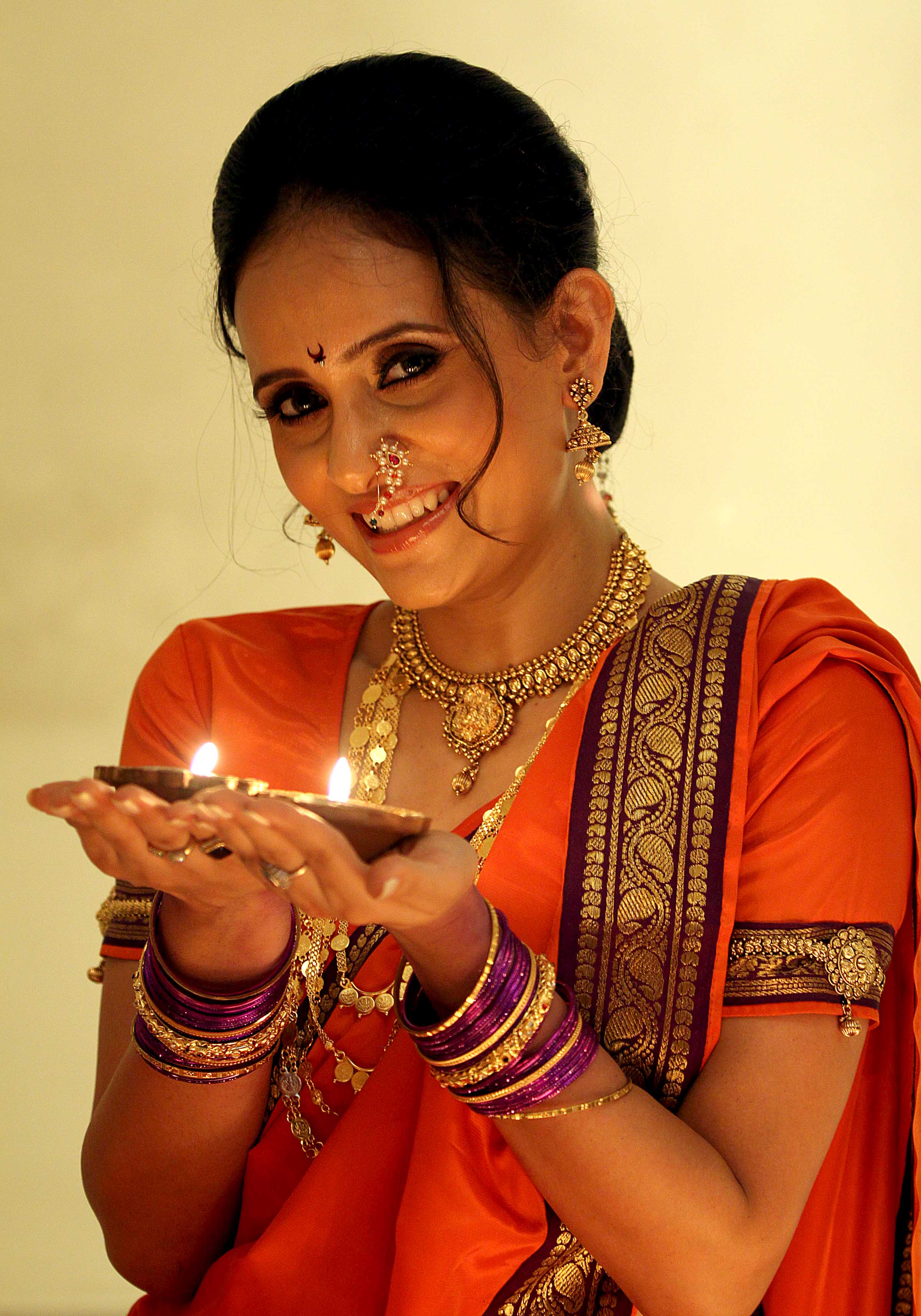 Shweta Khanduri Diwali Special Photo Shoot