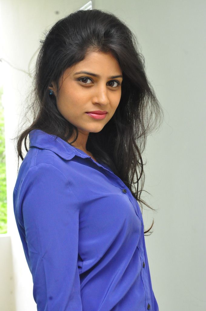 Shweta pandit sensuous stills