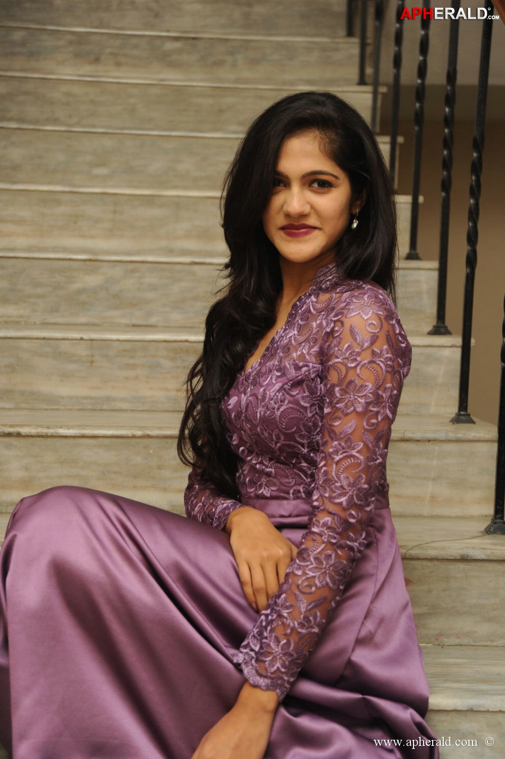 Simran Chowdary Photos