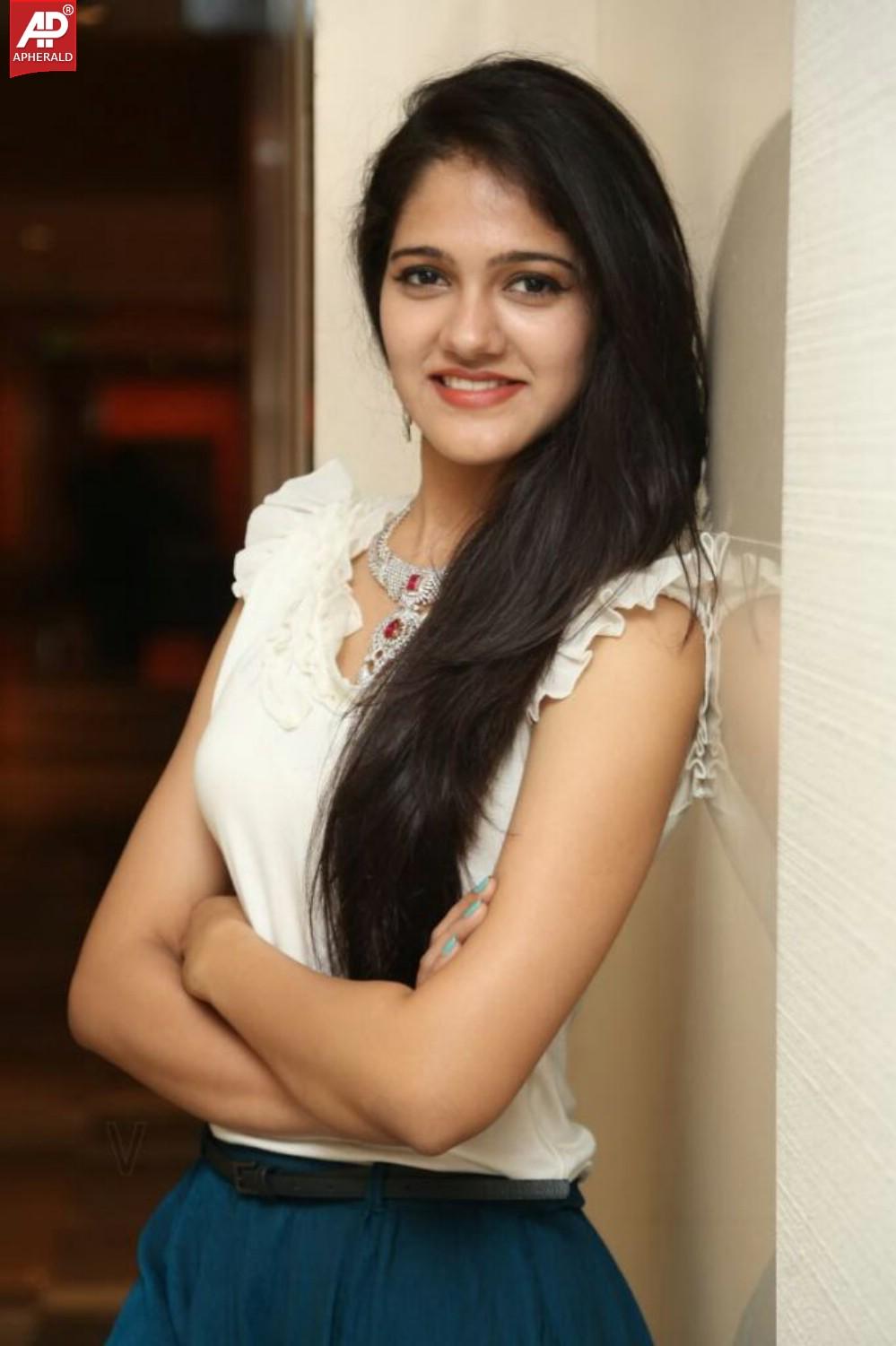 Simran Chowdhary New Stills