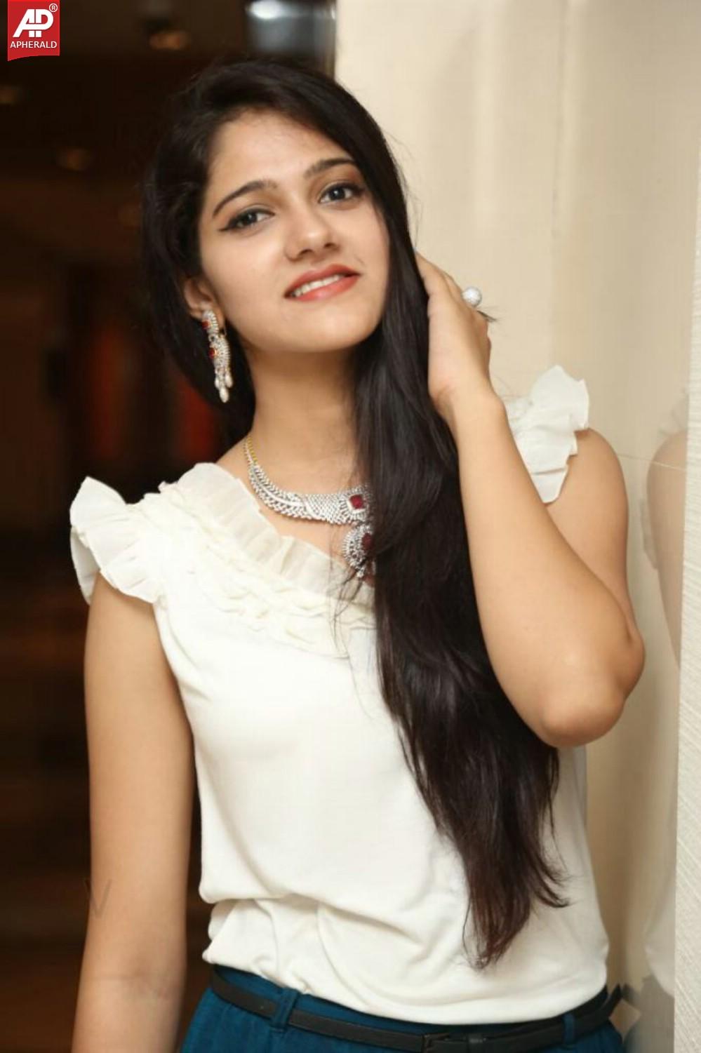 Simran Chowdhary New Stills