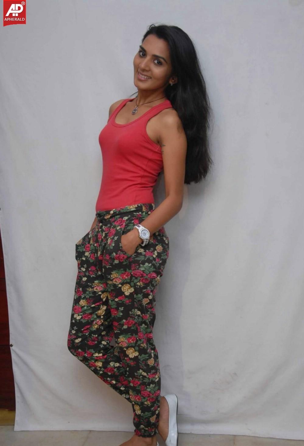 Sindhu Lokanath New Stills